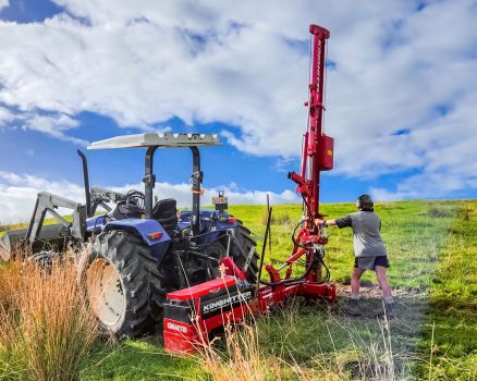 Series 1 Farmers Post Driver