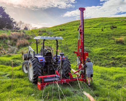 Series 1 Farmers Post Driver