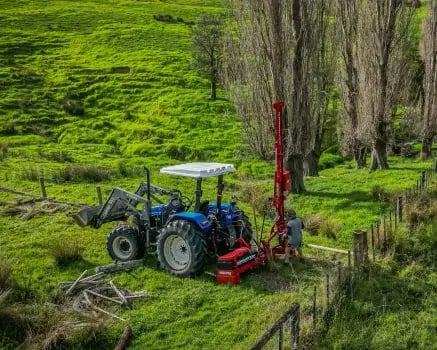 Series 1 Farmers Post Driver